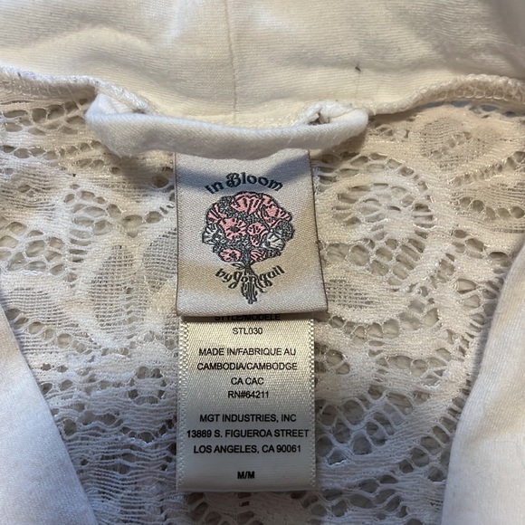 In bloom by Jon Gail robe - Picture 6 of 8